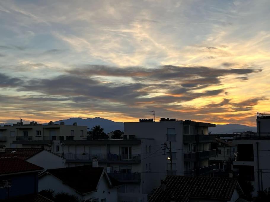 Appart T2 Calme - Centre De Canet - Parking - Clim Bagian luar foto